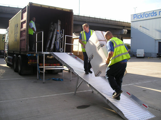 How to transfer items to and from your van safely using your van ramp