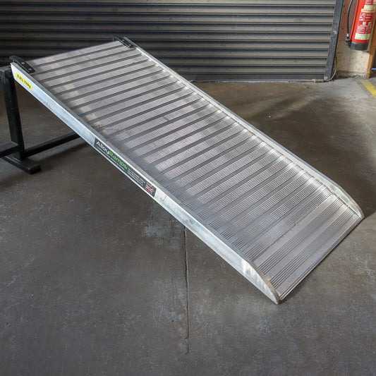 Second Hand Single-Stage Hook-On Ramp 1.85m x 0.50M